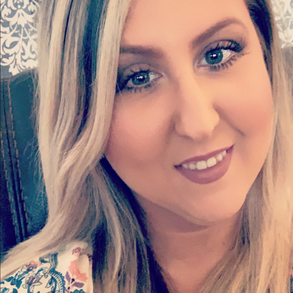 Meet your Posher, Mollie